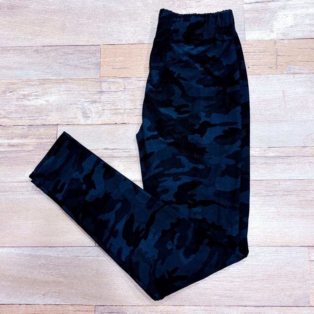 JUST COZY Black & grey camo leggings women |‎ X-Small *
